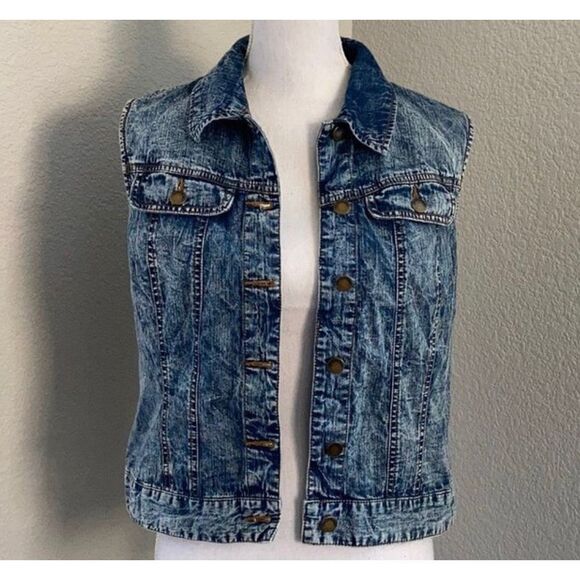 Forever 21 Life in Progress 80’s Inspired Acid Wash Denim Vest Size Medium - Picture 1 of 11